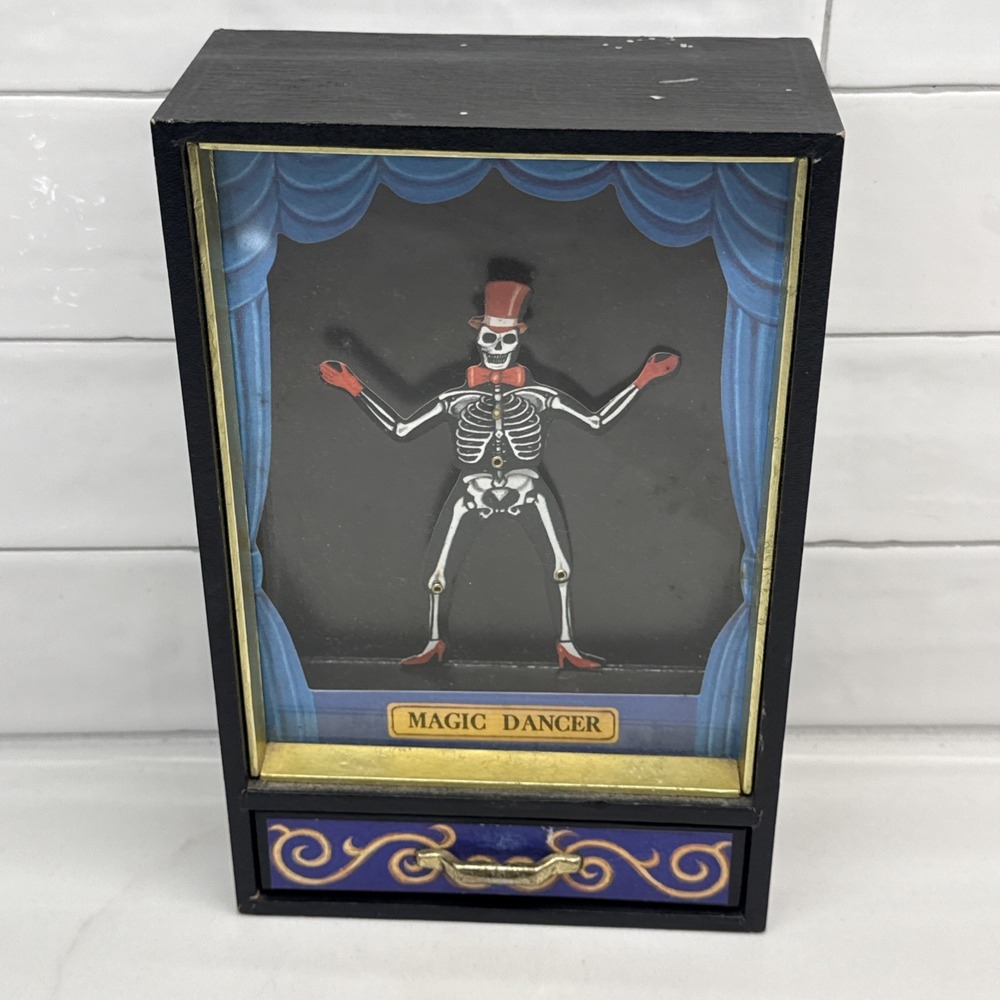 OTAGIRI Japan Magic Dancer Skeleton 12/1028 Music Box French CAN CAN Not Working